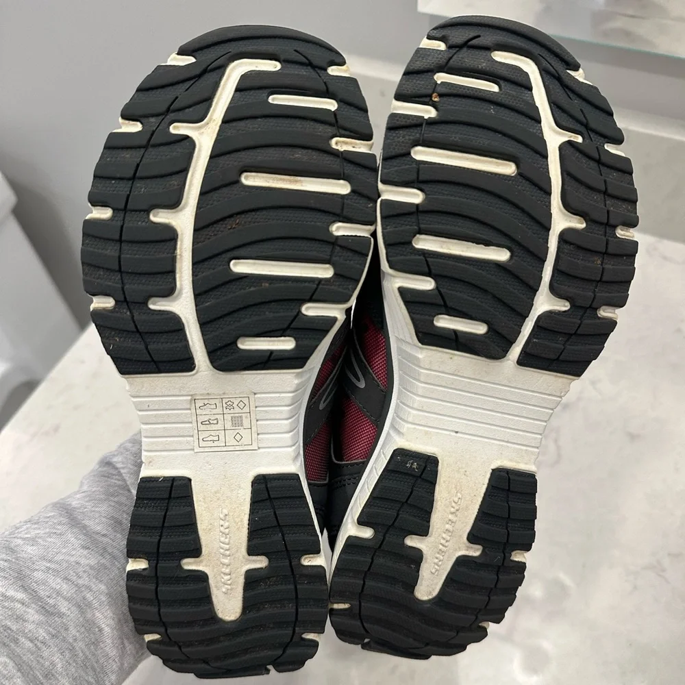 Skechers Gray and Pink Athletic Shoes - Picture 7 of 8